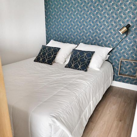 Appartement Lumineux Avec Balcon Et Parking シェルブール・アン・コタンタン エクステリア 写真