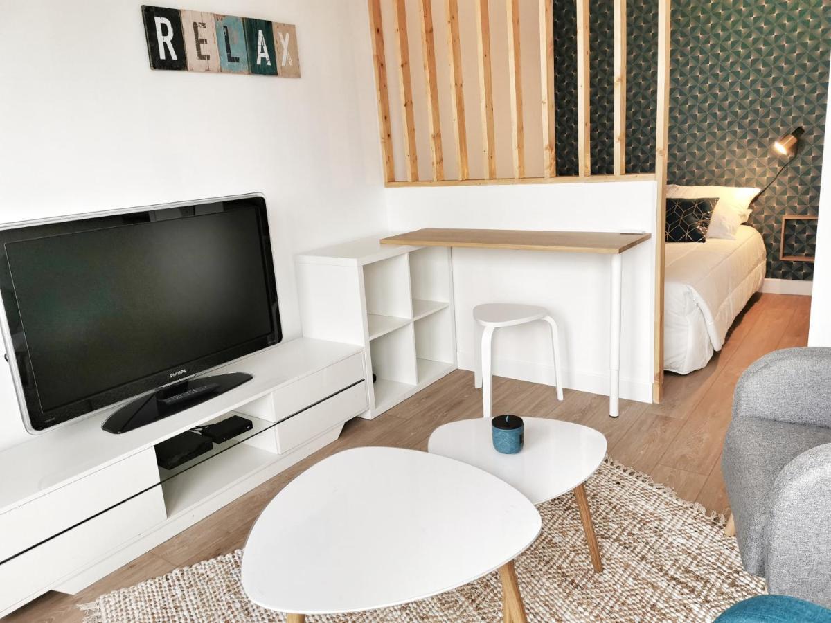 Appartement Lumineux Avec Balcon Et Parking シェルブール・アン・コタンタン エクステリア 写真